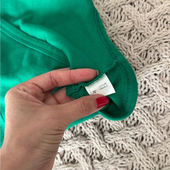 Women’s Ribbed Cropped Tank - Picture 5 of 5